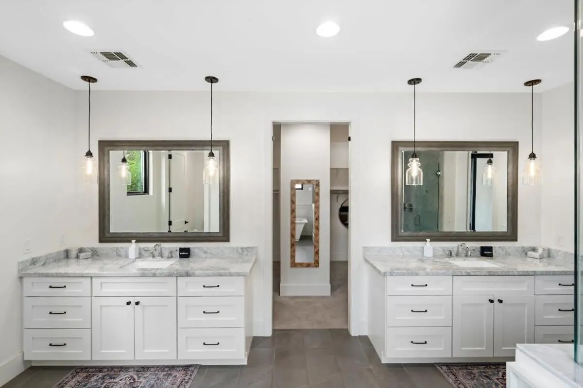 Luxurious Villa With Private Pool - Sleeps 14 Phoenix United States