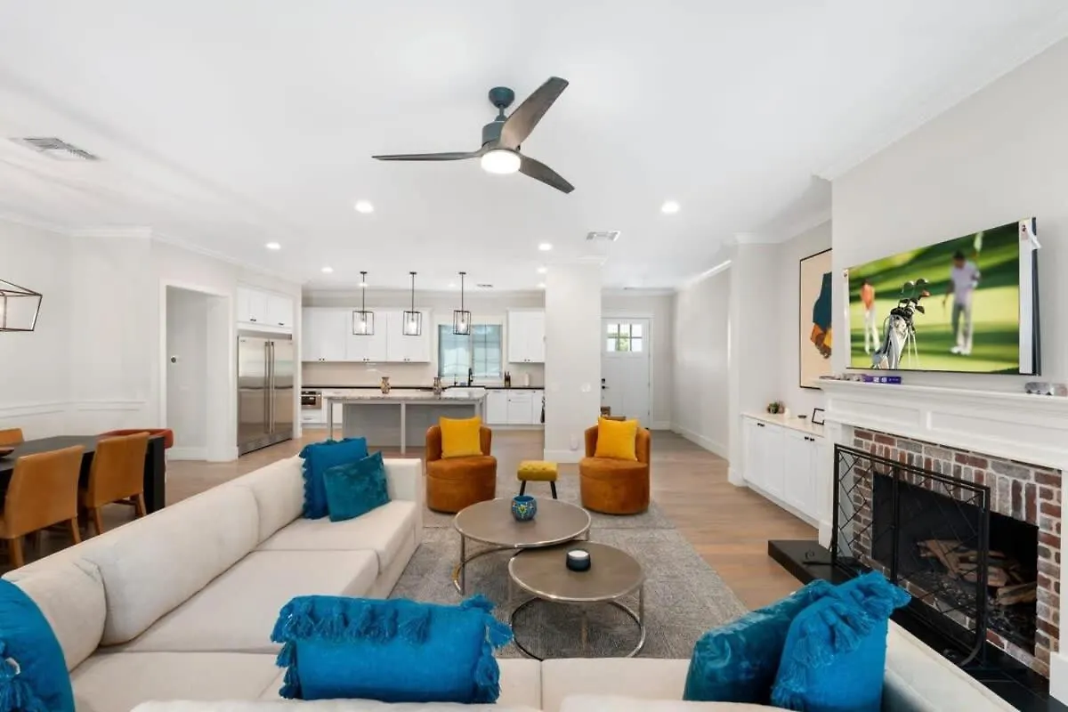 Luxurious Villa With Private Pool - Sleeps 14 Phoenix United States