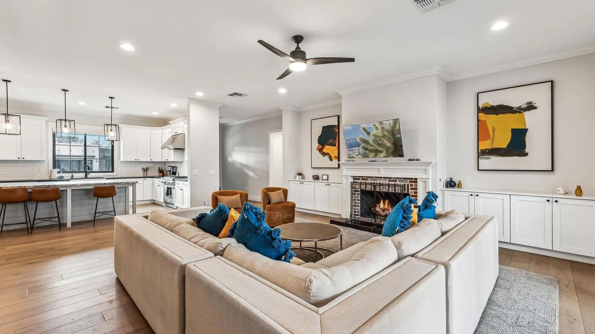 Luxurious Villa With Private Pool - Sleeps 14 Phoenix